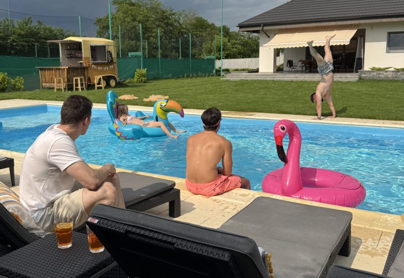 locatie evenimente private majorat team-building aniversare botez cununie cu piscina langa bucuresti