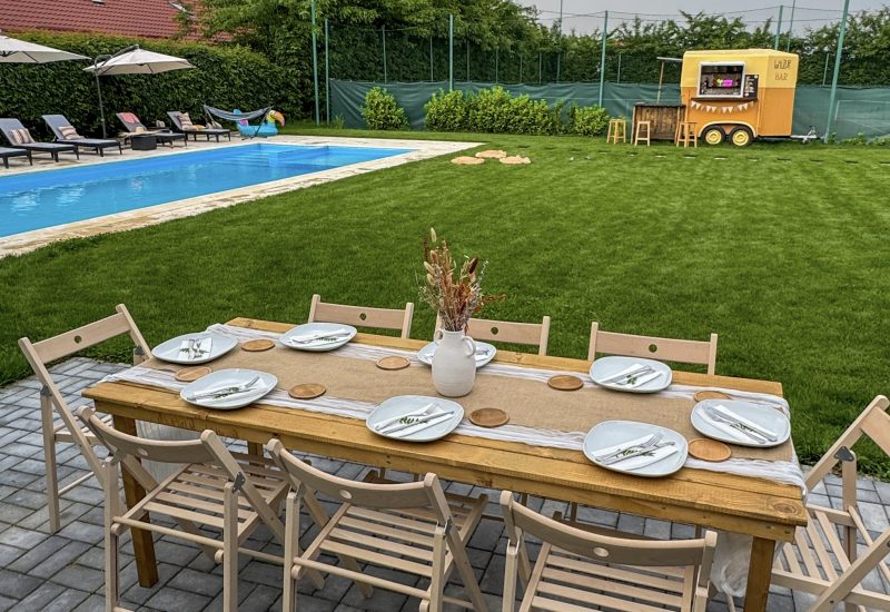 vila de inchiriat langa bucuresti garden party majorat aniversari cu piscina open bar bauturi