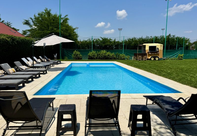 locatie evenimente private majorat team-building aniversare botez cununie cu piscina langa bucuresti